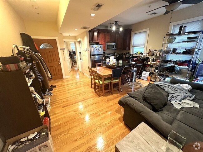 Building Photo - 165 Hampshire St Unit 3 Rental