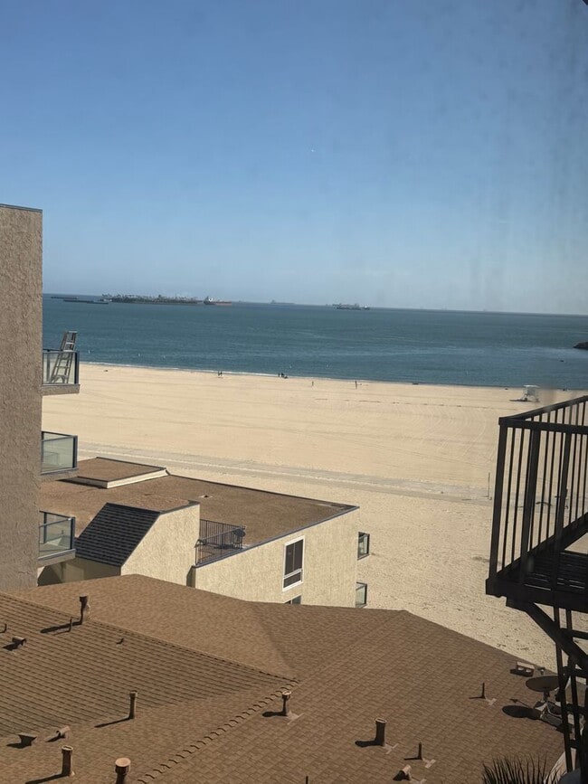 Photo - 1030 E Ocean Blvd Unidad 507