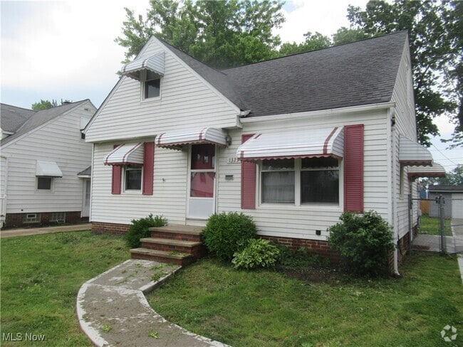 Building Photo - 1329 Craneing Rd Rental