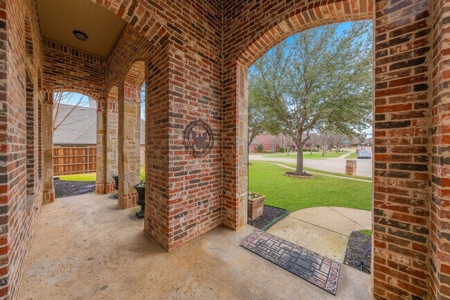 109 Meadowlands Dr