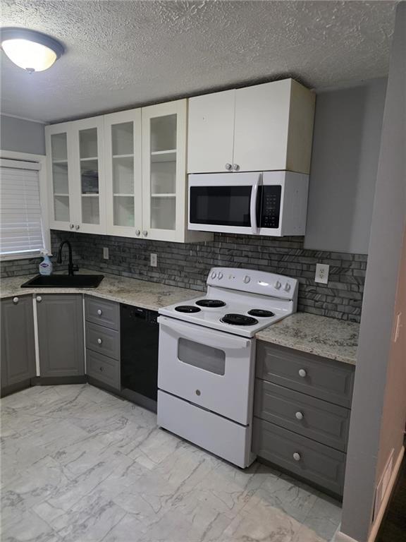 Photo - 853 Rowland St
