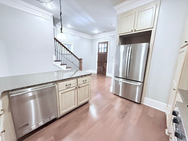 Photo - 3BR/3.2BA For Rent