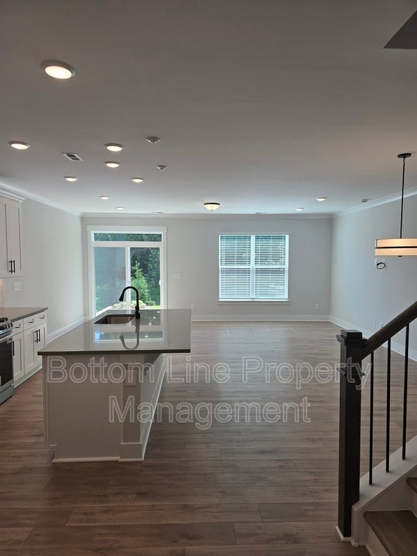 Photo - 111 Viburnum Rd