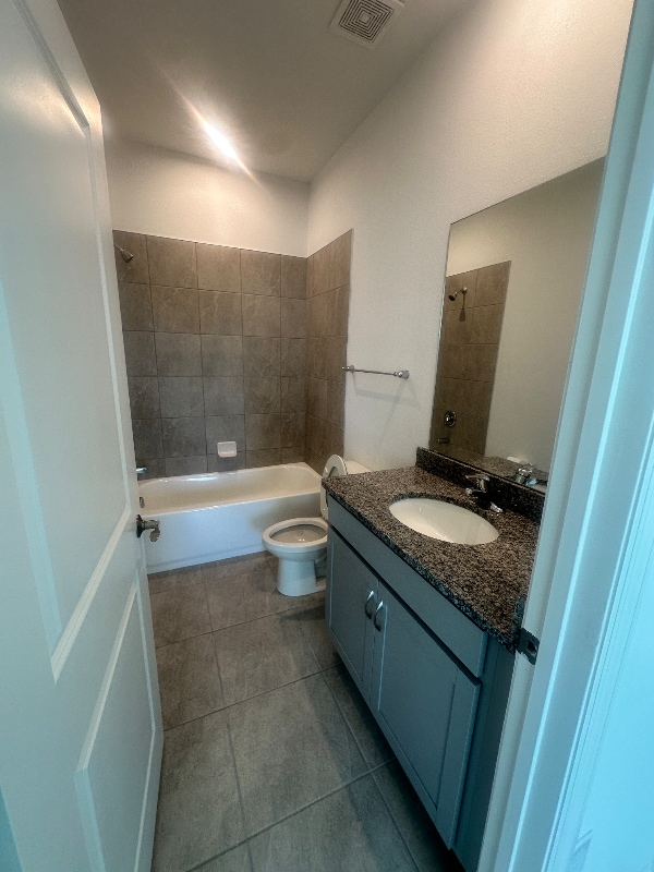 Photo - 5945 Cliffbow Loop