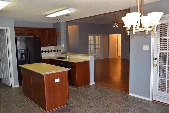 Photo - 1012 Carlin Ln