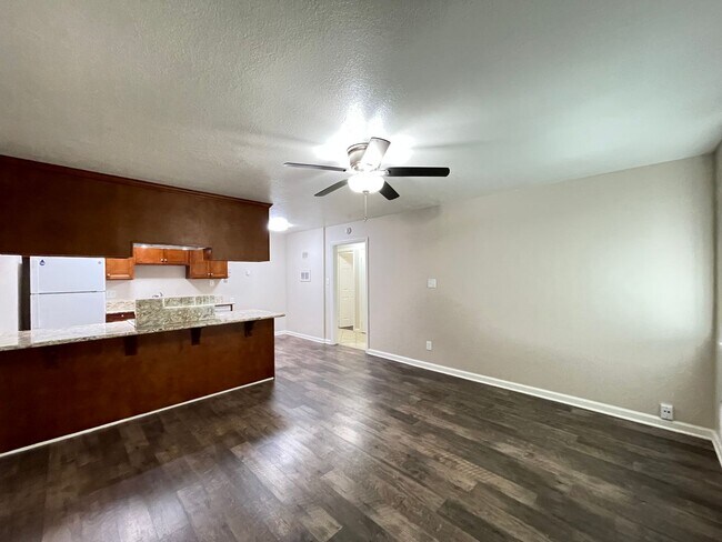 Photo - 1711-1715 N St