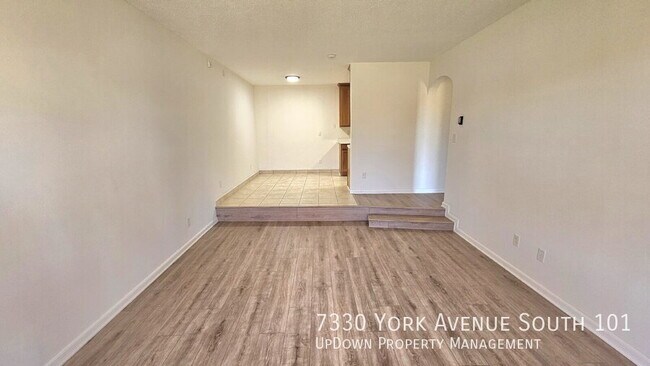 Photo - 7330 York Ave S