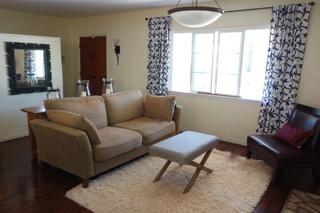 Photo - 244 S Parkwood Ave