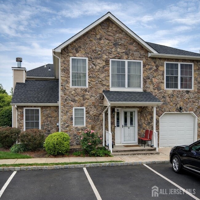 Building Photo - 78 Chariot Ct