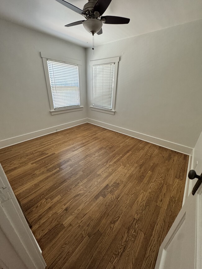 Photo - 360 N Clarkson St
