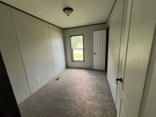 Photo - 75 John Pride Ln