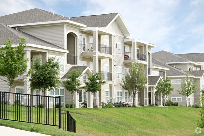 Exterior - Dorel Laredo Rental