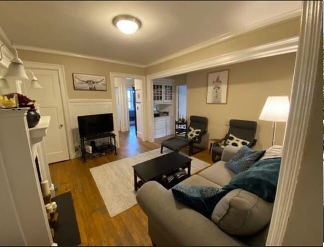 Photo - Charming 3 Bedroom- NO Broker FEE