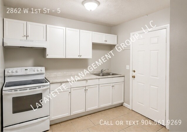 Photo - 2862 W 1st St Unit 5