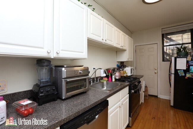 Photo - 730 W Roscoe St Unit A05C