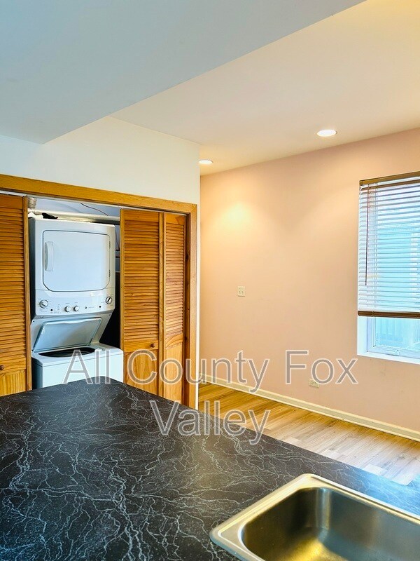 7302 N Wolcott Ave Unit 3N