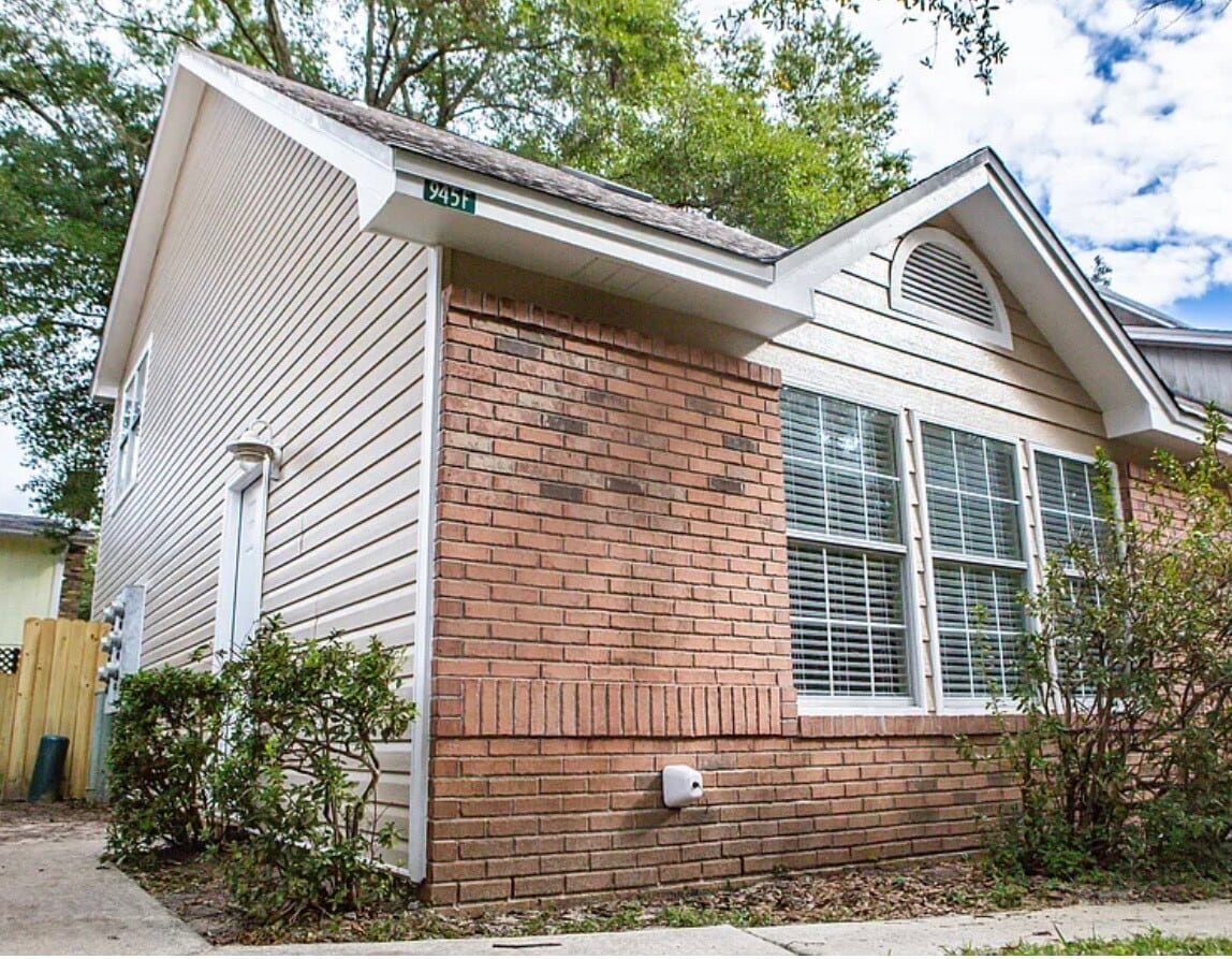 Photo - 945 Ashley Ln Townhome
