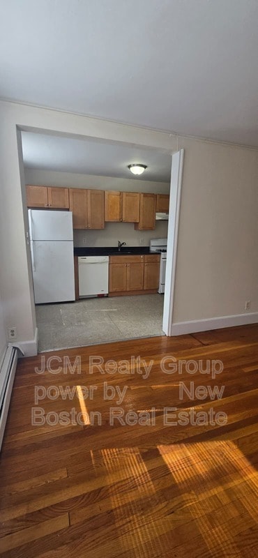 Photo - 11 Victory Rd Unit 27