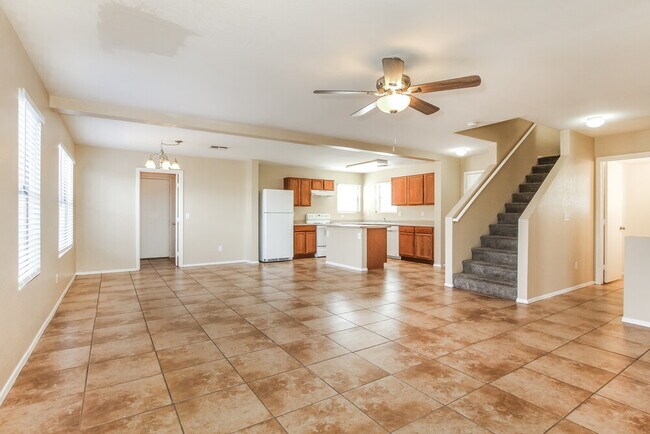 Photo - 2746 S Southwind Dr