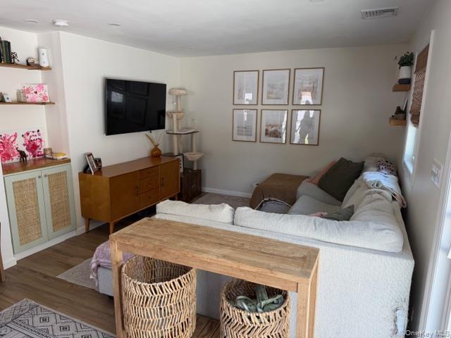 Photo - 10 Hollingsworth Pl