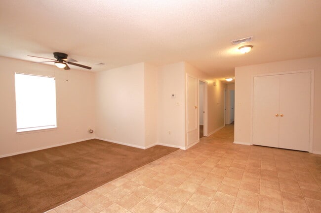 3BR Pensacola Home Near Blue Wahoos Stadium & Fenced Backyard!