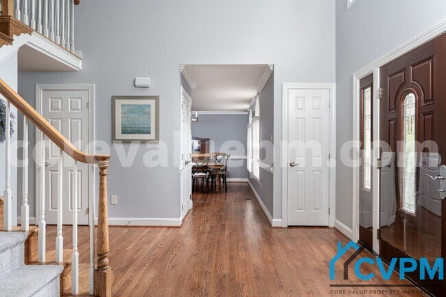 Photo - 210 Blackhaw Ct