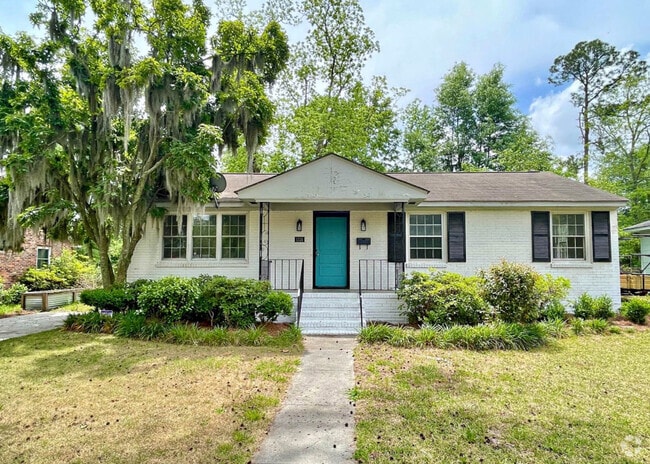 Building Photo - 1531 E 53rd St Rental