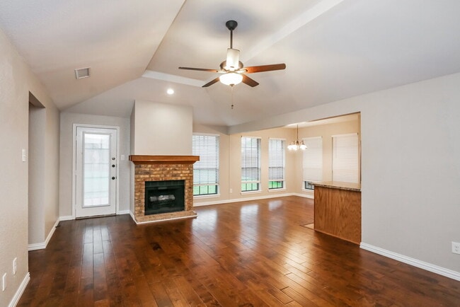 Photo - 2131 Trishia Ln