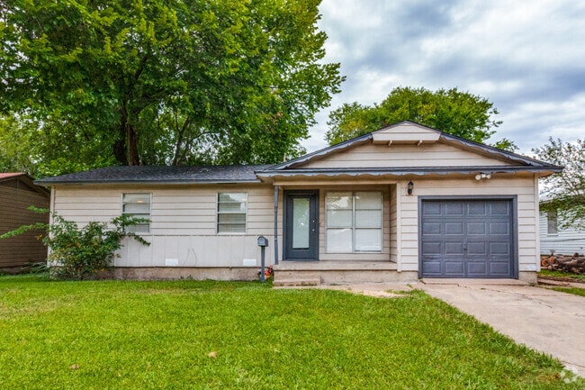 Building Photo - 1113 Rancho Dr Rental