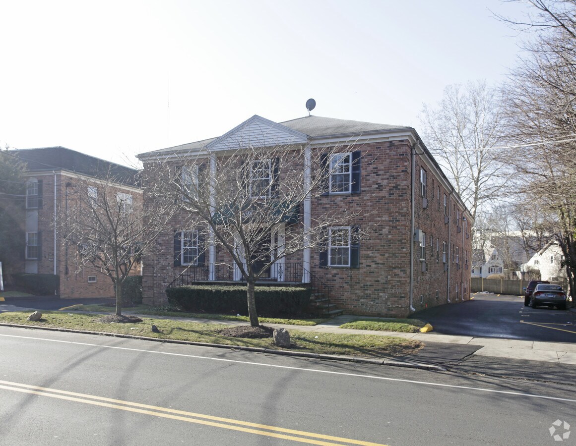 Photo - Courtland Glen Cooperative Apartments