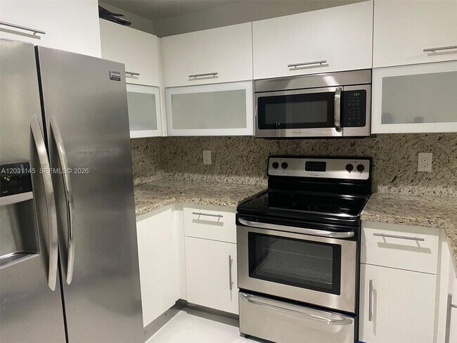 Photo - 11201 NW 83rd St