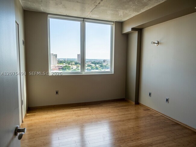 Photo - 3180 SW 22nd St Unit 805