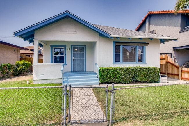 Building Photo - Charming 3 Bed / 2 Bath  Home in Normal He...