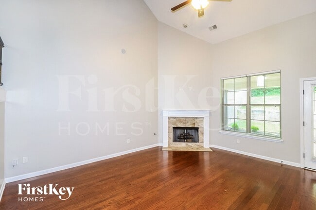 25 Garden Springs Dr