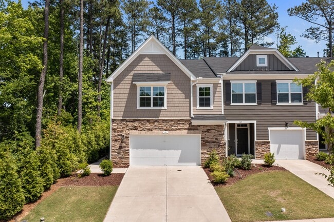 Building Photo - 141 Gremar Dr.