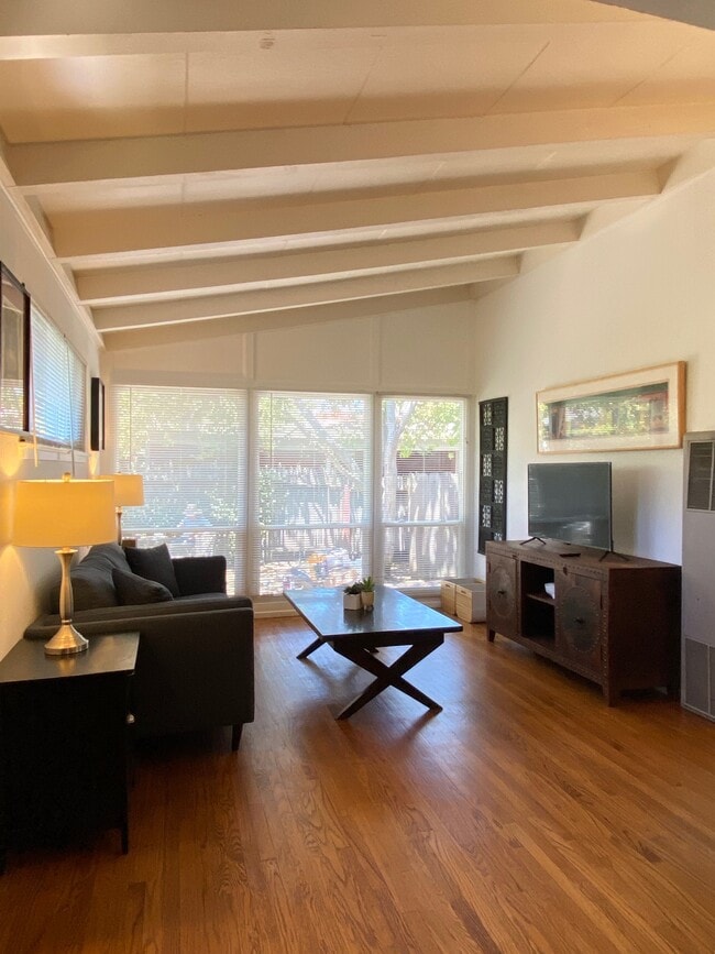 Photo - 251 El Carmelo Ave Unit 251