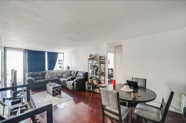 Photo - 270 Marin Blvd