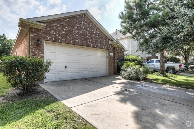 Building Photo - 16619 Whitaker Creek Dr Rental