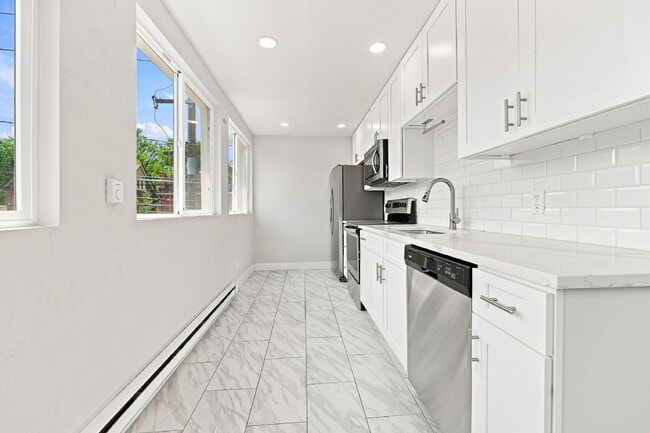 Photo - $1,720.95 with $300 off the first month rent, 1 Bed - 1 Bath, Condo in Denver with All Utilities ... Unit 5