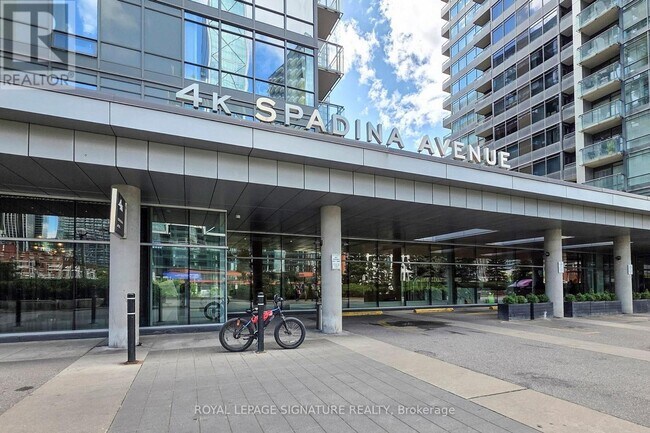Photo - 705-4k Spadina Ave. Unit 716