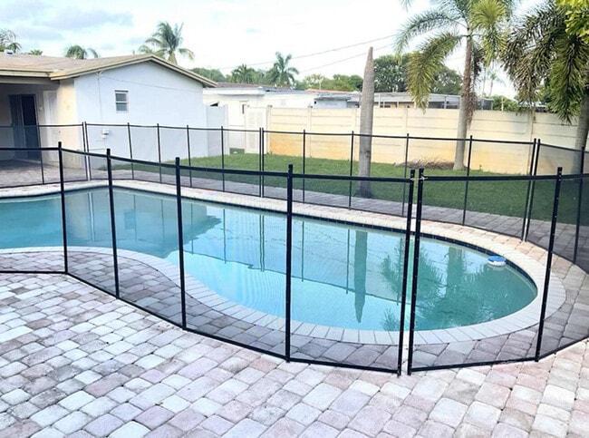 Building Photo - 5424 Jefferson St