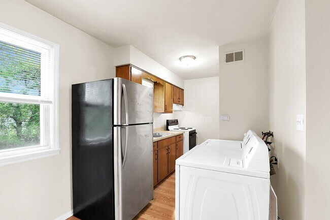 Photo - 1716 Bonnyville Blvd Unit 4