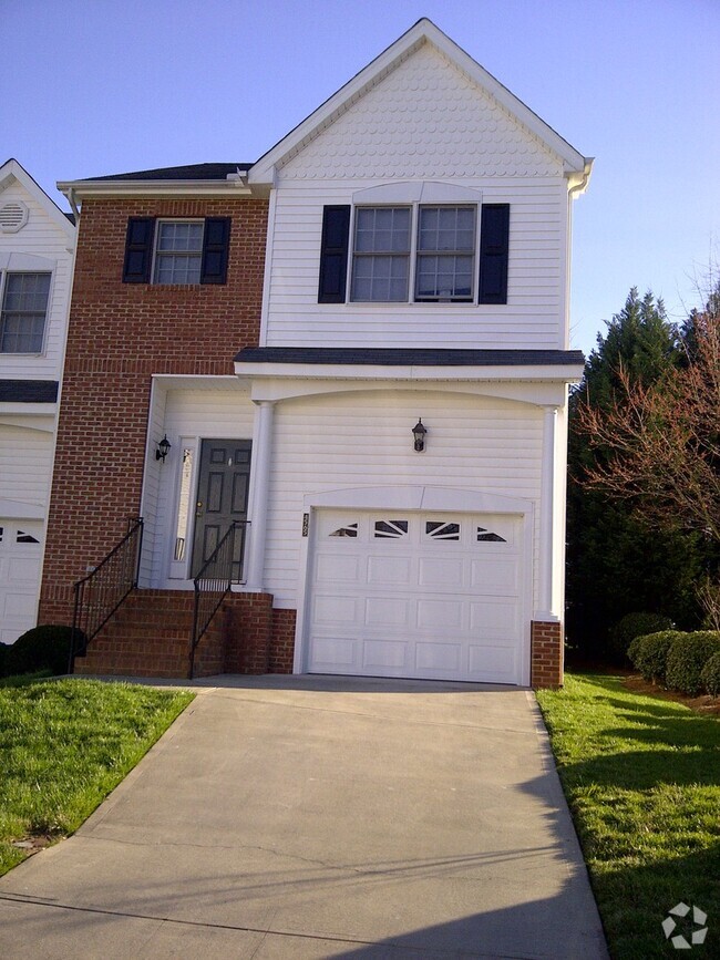 Building Photo - 4565 Treerose Way Rental