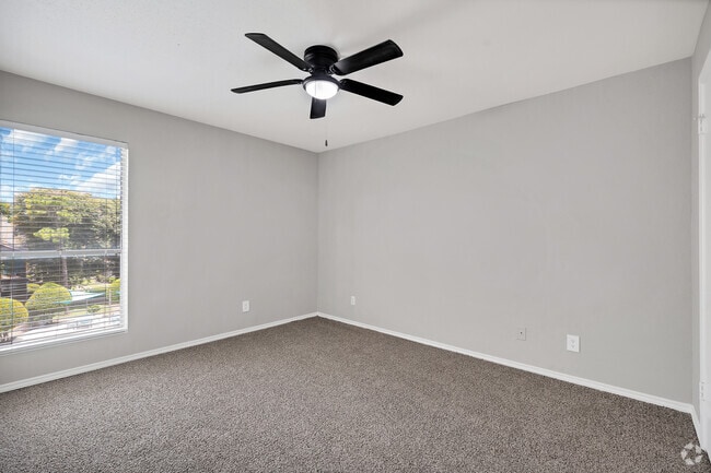 2BR, 1BA - 850SF. - Bedroom