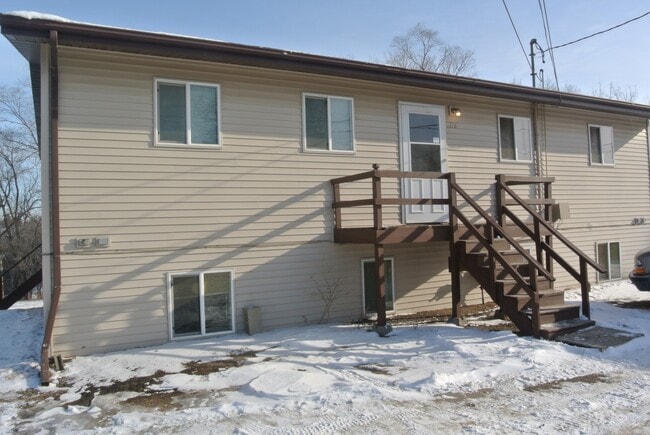 Photo - 716 4th St SW Apartamento Unidad B