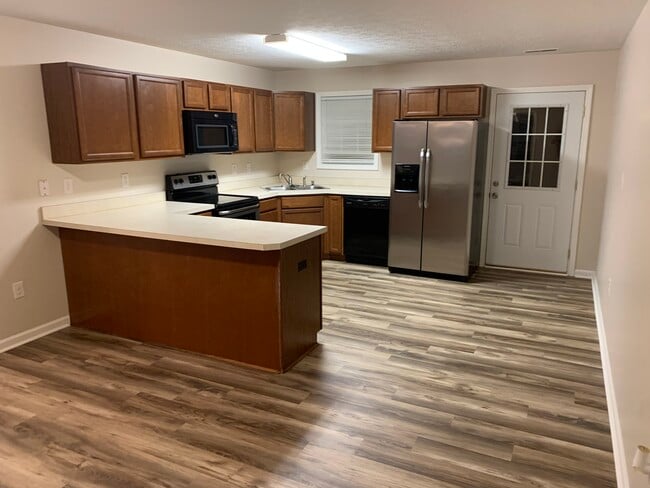 7311 Annie Ln Unit B