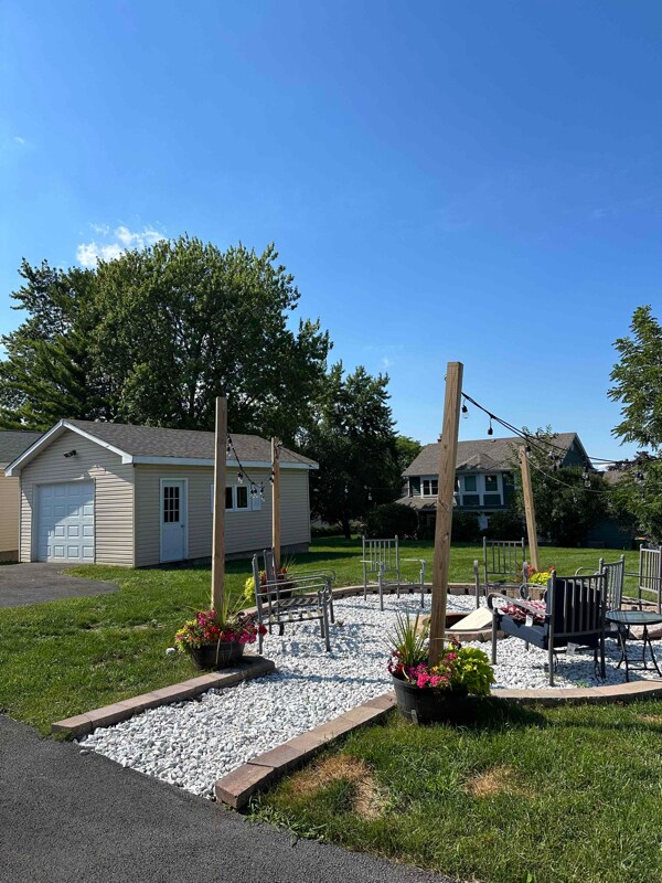 Photo - 1023 McCarthy Rd Unidad B