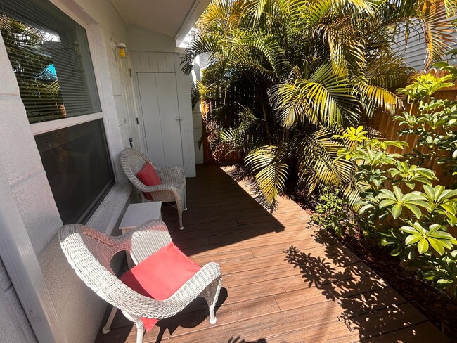 Photo - Unfurnished Beautiful Studio Retreat in Treasure Island – Minutes from the Beach!
