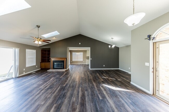 Photo - 1113 S Walnut St