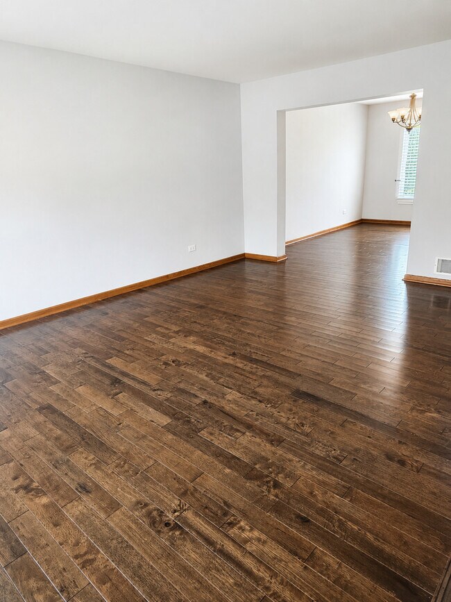 Photo - 1462 Glen Ellyn Rd